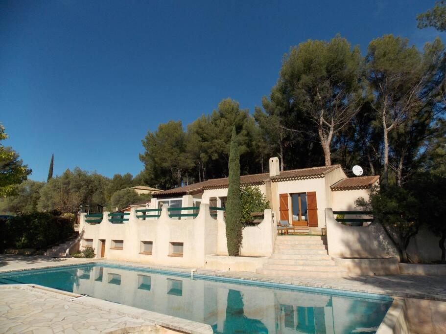 Villa Sampa Le Beausset Exteriör bild